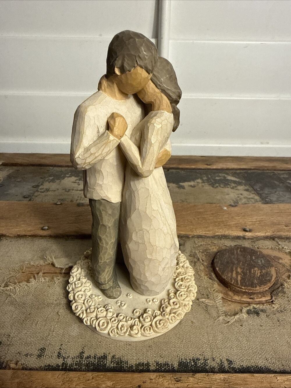 2007 Willow Tree figure, "Hold Dear The Promise Of Love" 6.5"